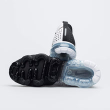 Load image into Gallery viewer, NIKE AIR VAPORMAX FLYKNIT 2 942842-016