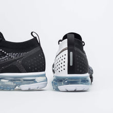 Load image into Gallery viewer, NIKE AIR VAPORMAX FLYKNIT 2 942842-016